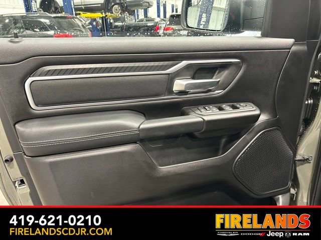 New 2026 RAM 1500 4x4 Crew Cab image 10