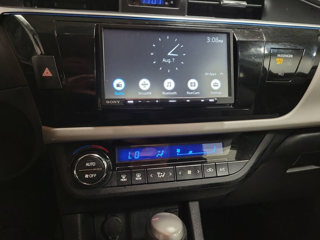 Used 2014 Toyota Corolla LE FWD image 17
