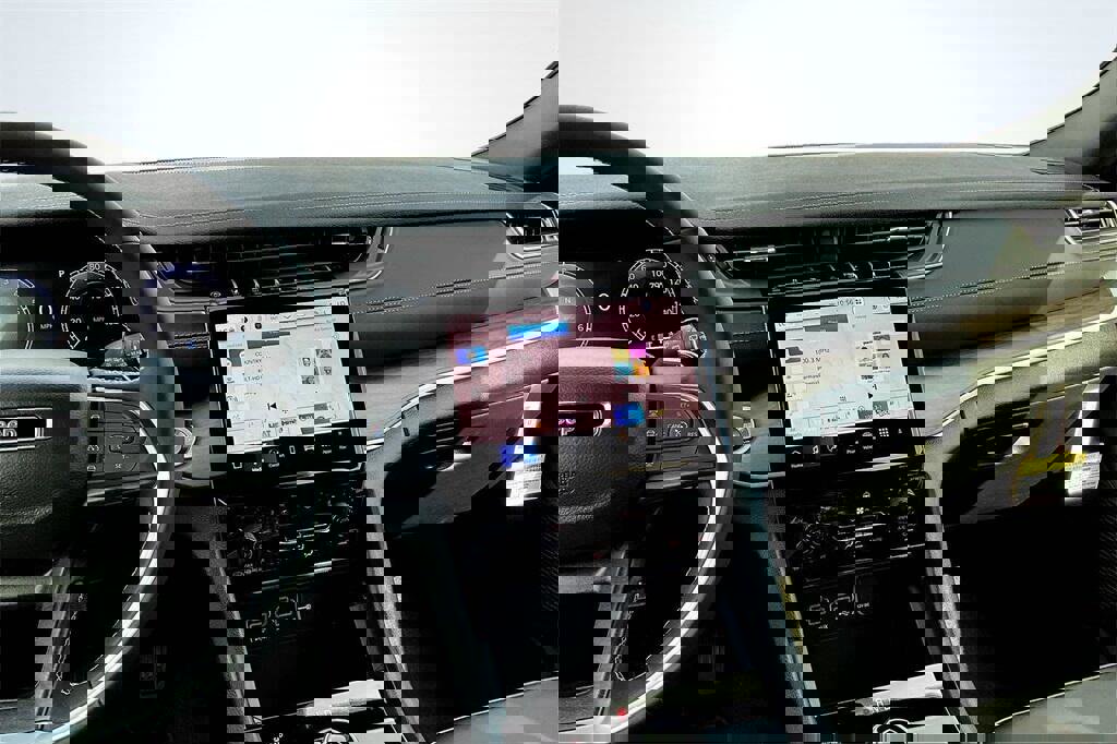 New 2025 Jeep Grand Cherokee L Limited image 7