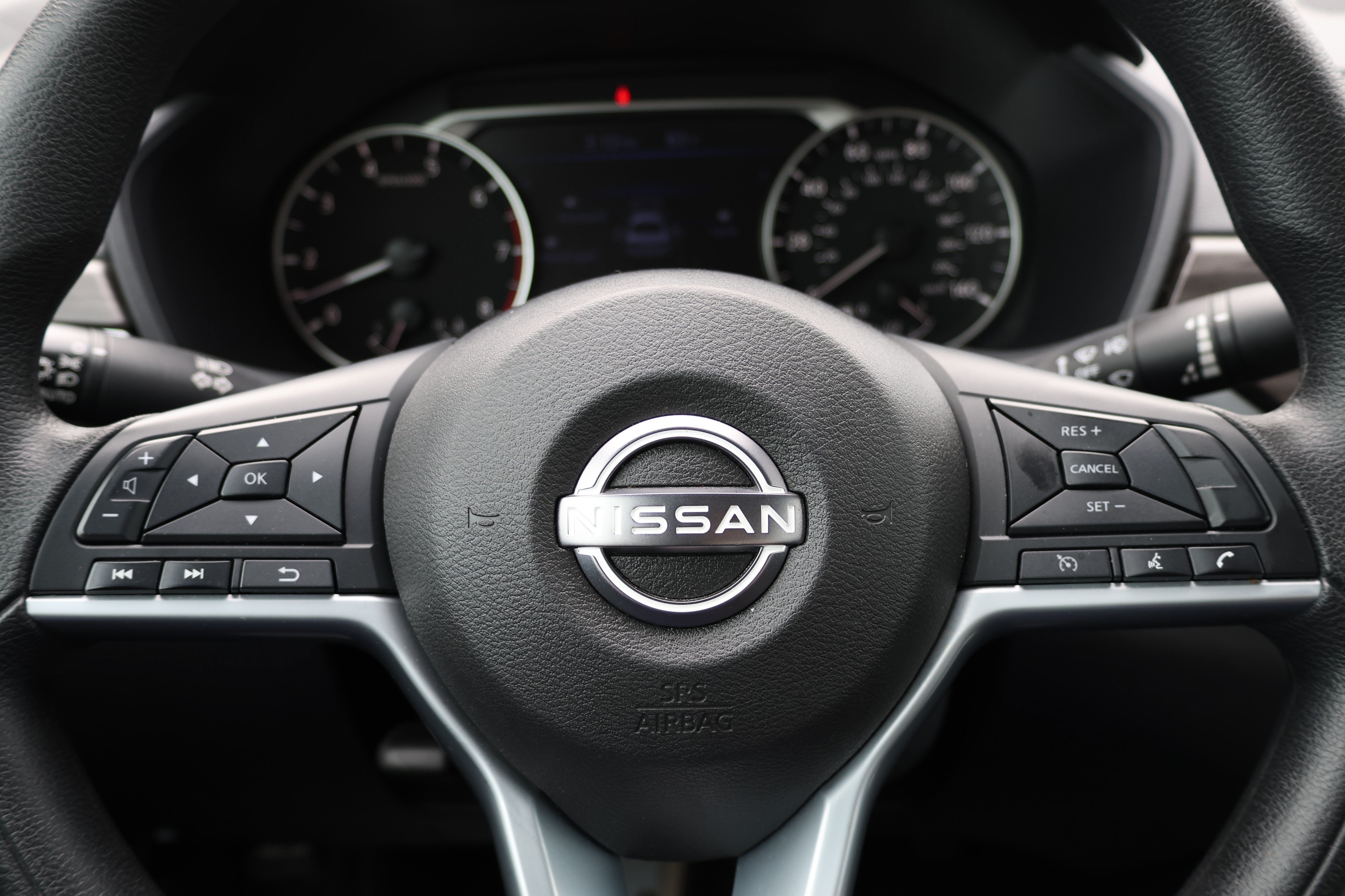 Used 2025 Nissan Altima 2.5 SV FWD image 26