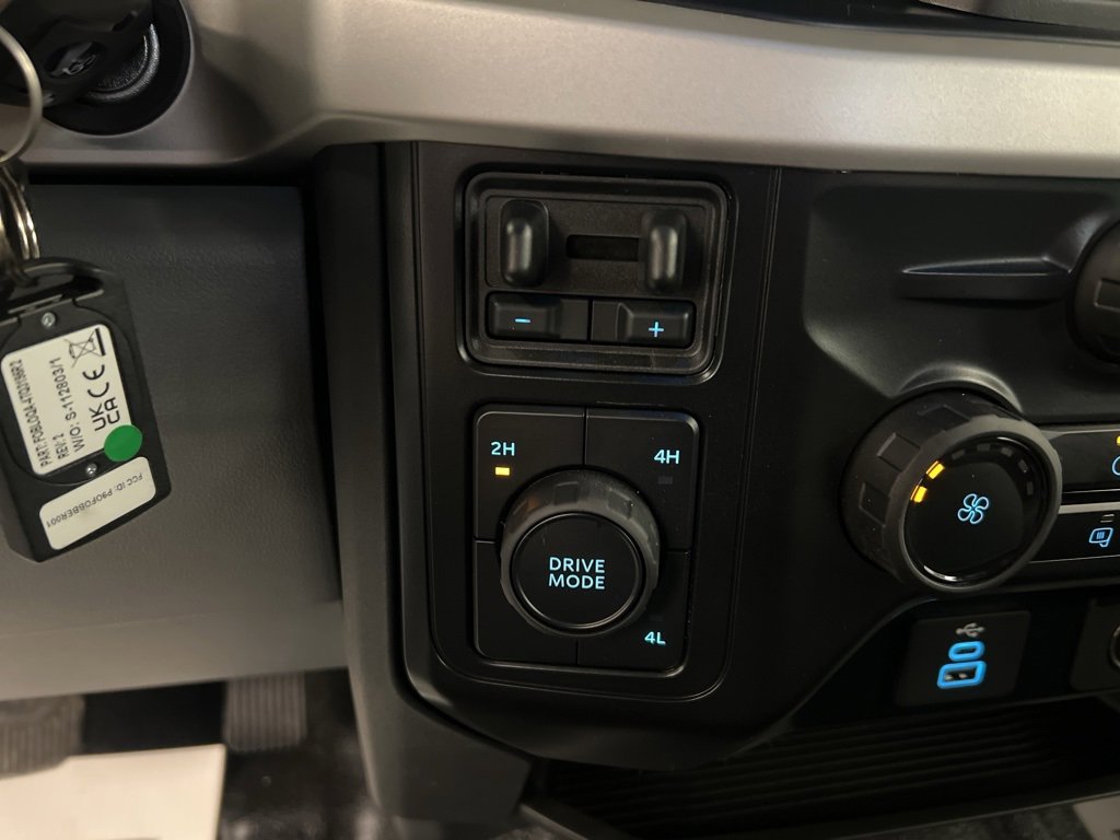 New 2026 Ford F250 XL w/ XL Chrome Package image 13