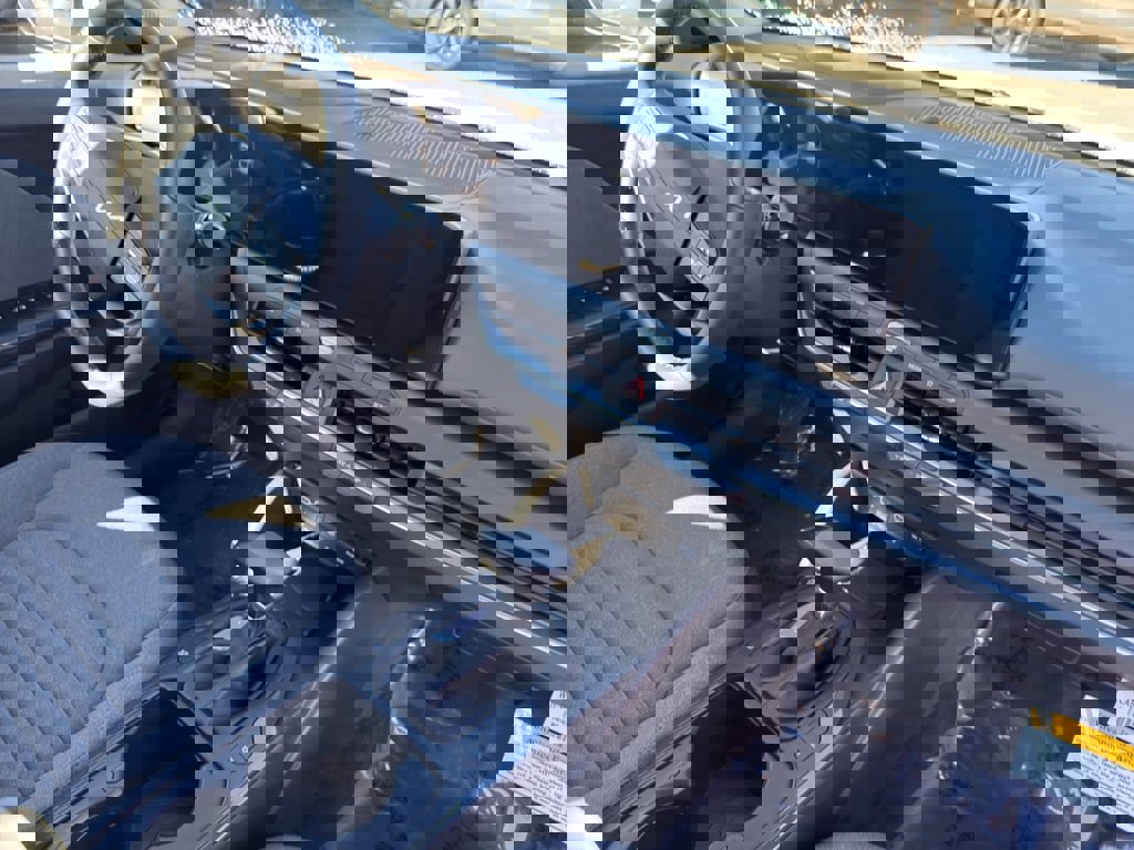 Used 2025 Kia K4 EX image 20