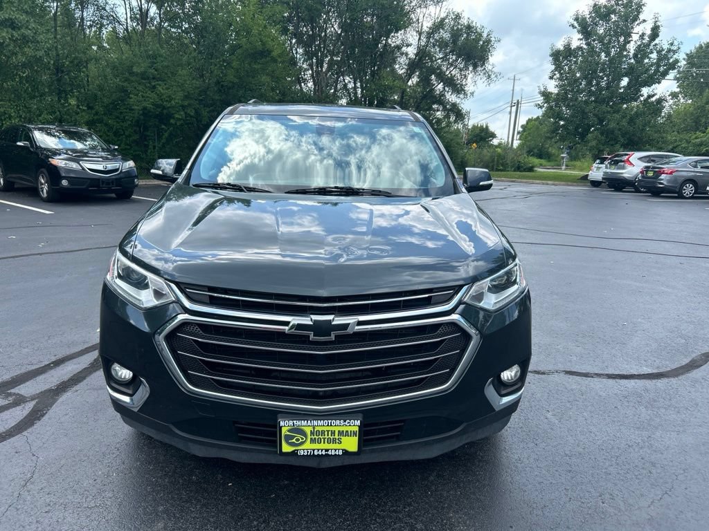 Used 2019 Chevrolet Traverse LT w/ LT Premium Package FWD image 2