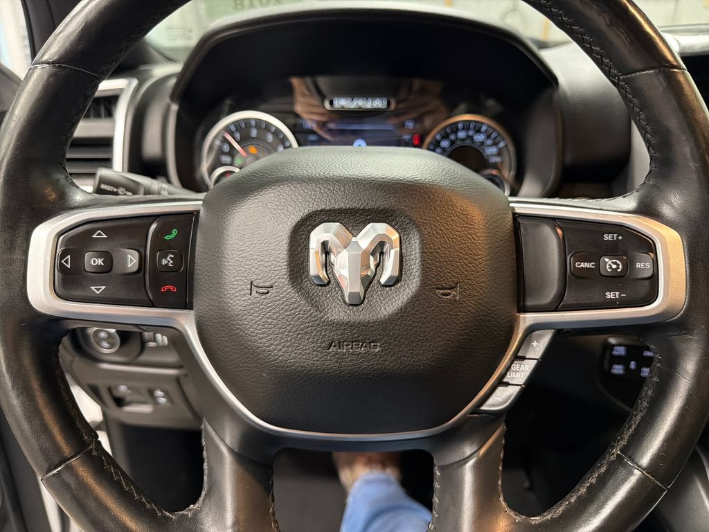 Used 2019 RAM 1500 Big Horn AWD/4WD image 11