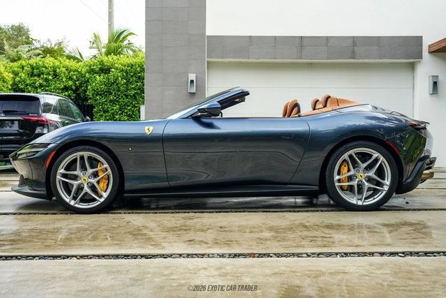 Used 2026 Ferrari Roma Spider RWD image 3