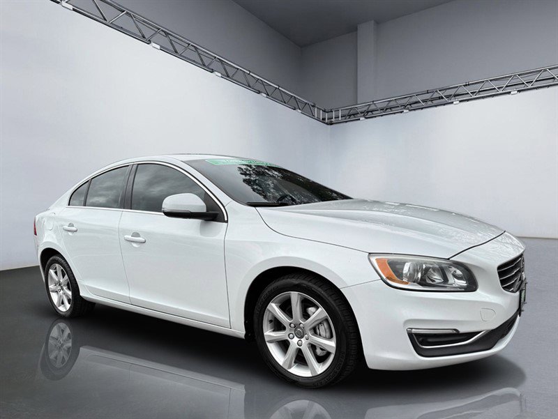 Used 2016 Volvo S60 T5 Premier w/ Convenience Package image 8