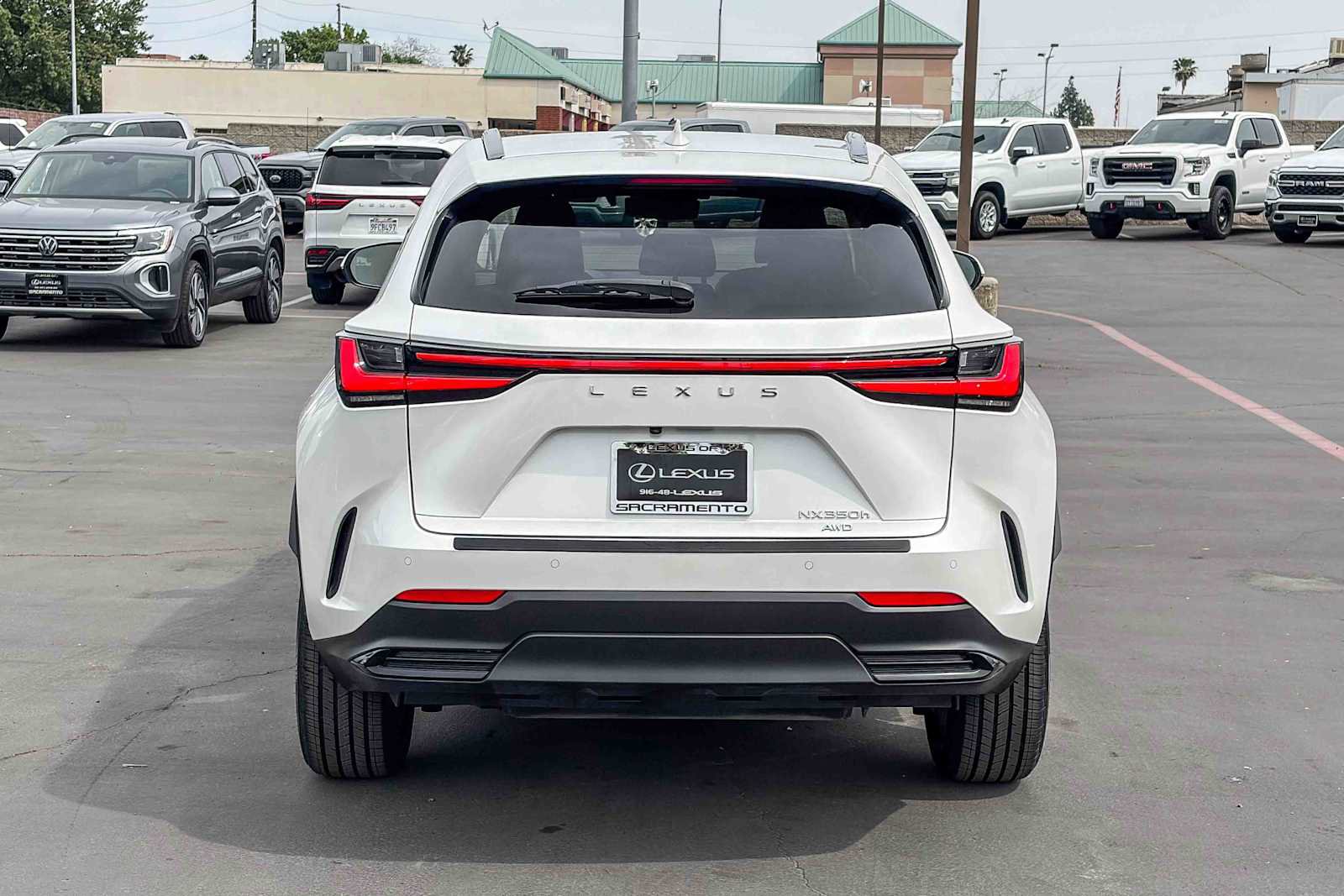 Used 2024 Lexus NX 350h AWD image 3