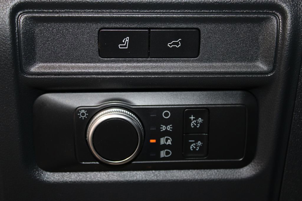 Used 2022 Ford Expedition XLT image 38