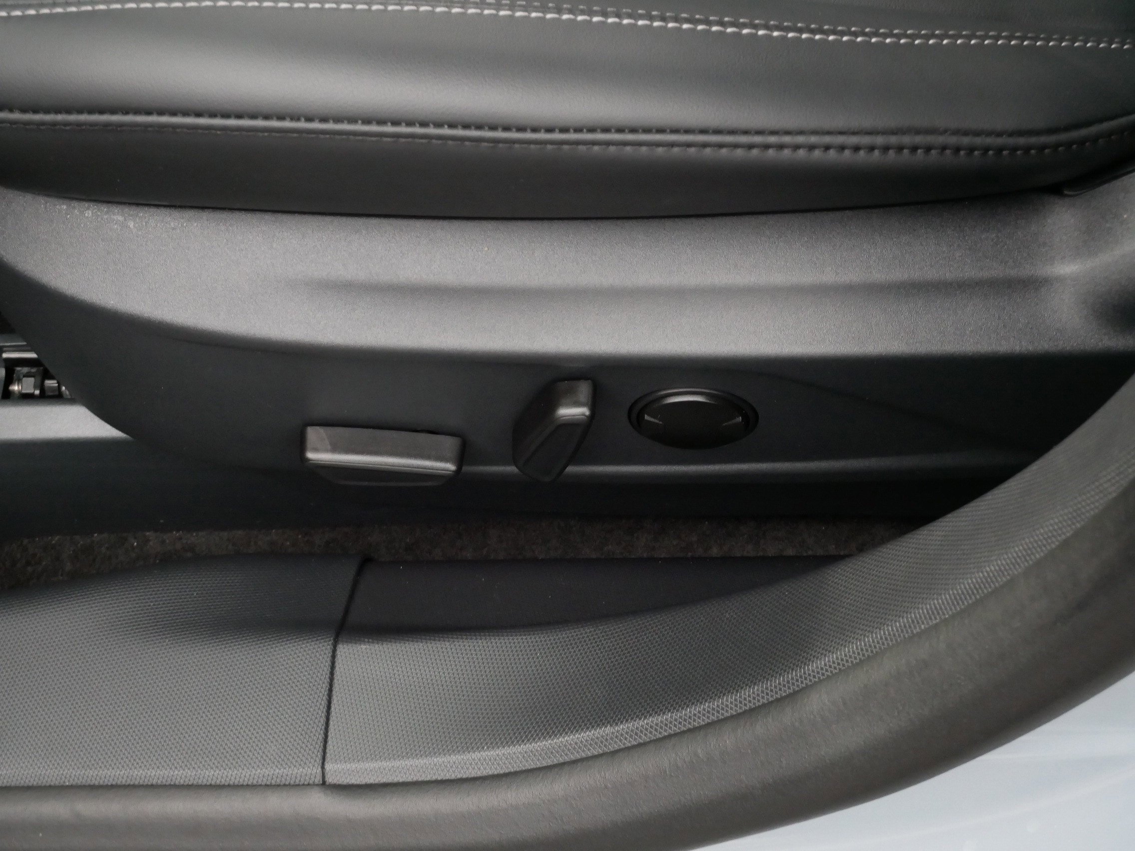 Used 2024 Ford Mustang Mach-E Select w/ Comfort Package Lite image 20