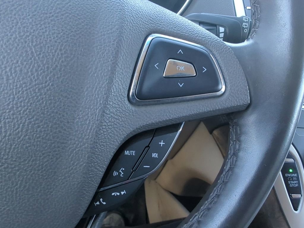 Used 2016 Lincoln MKX Select image 28