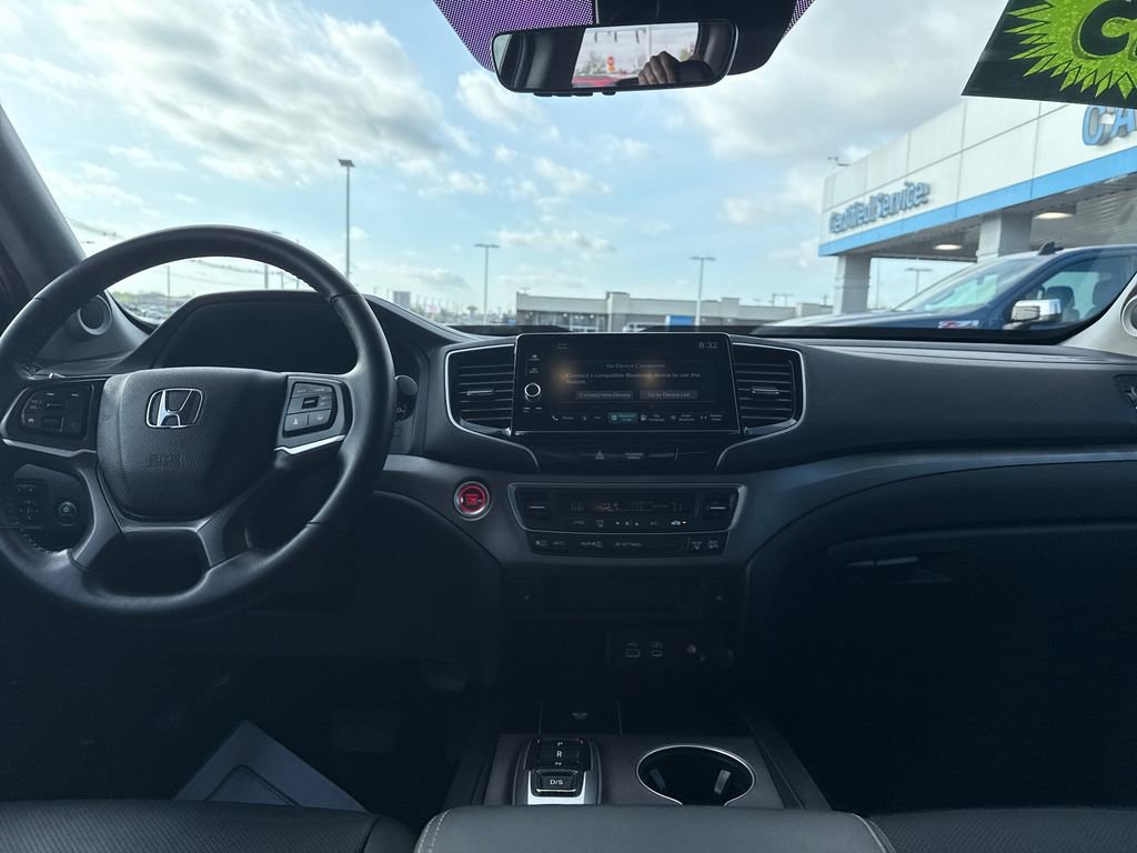 Used 2025 Honda Ridgeline RTL image 15