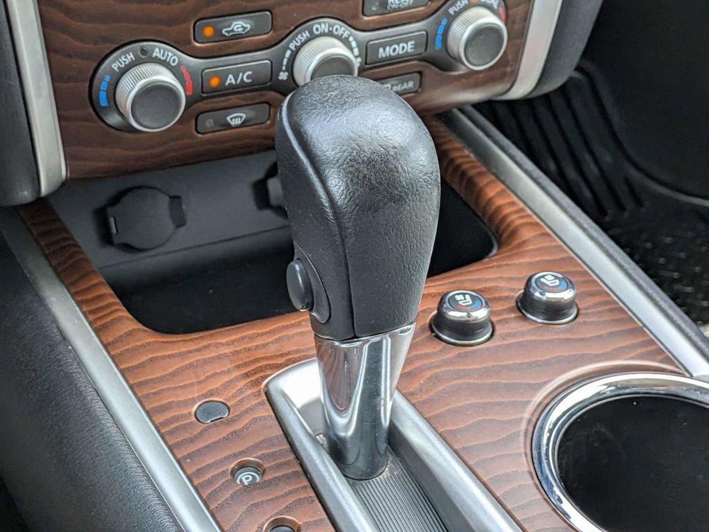 Used 2017 Nissan Pathfinder Platinum image 24