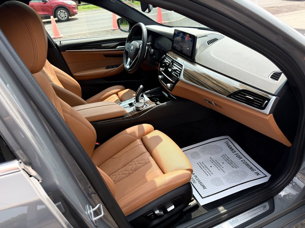 Used 2022 BMW 530i xDrive w/ Convenience Package AWD/4WD image 31