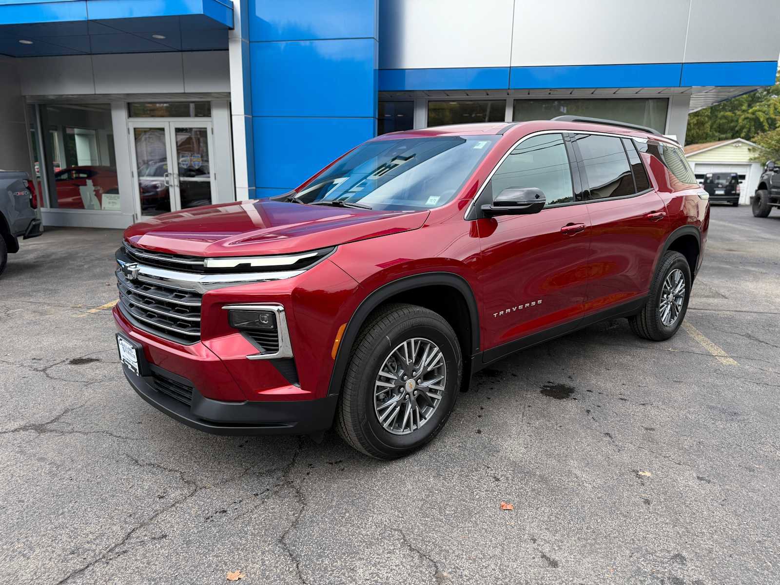New 2026 Chevrolet Traverse LT w/ LPO, Floor Liner Package