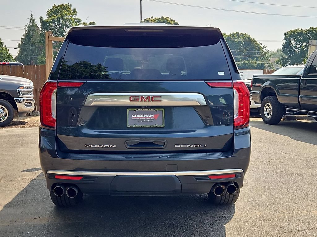 Used 2021 GMC Yukon XL Denali w/ Advanced Technology Package AWD/4WD image 6