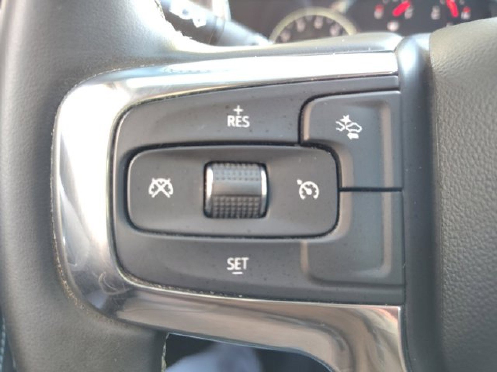 Used 2023 Chevrolet Blazer LT image 27