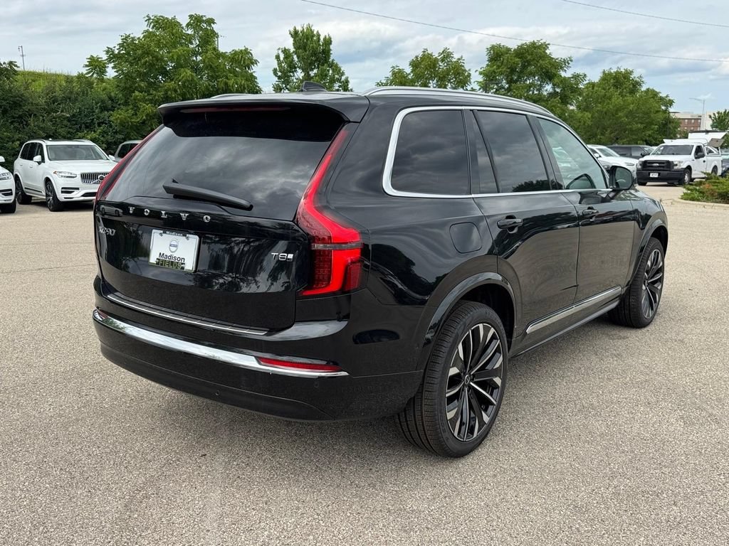 New 2026 Volvo XC90 T8 Plus w/ Protection Package Premier AWD/4WD image 4
