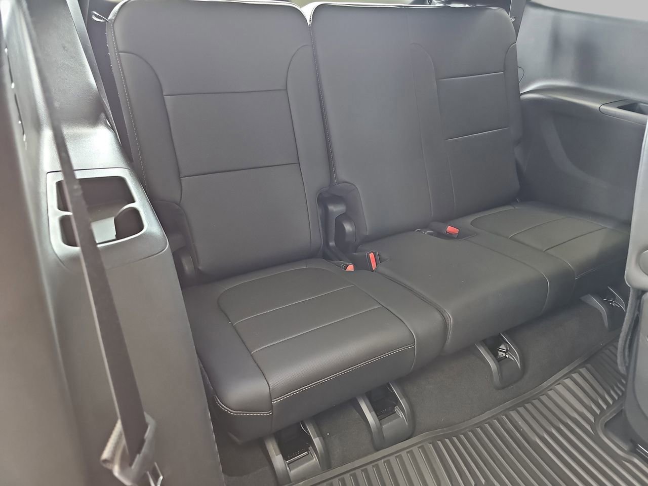 Certified 2023 Chevrolet Traverse Premier w/ Redline Edition image 15