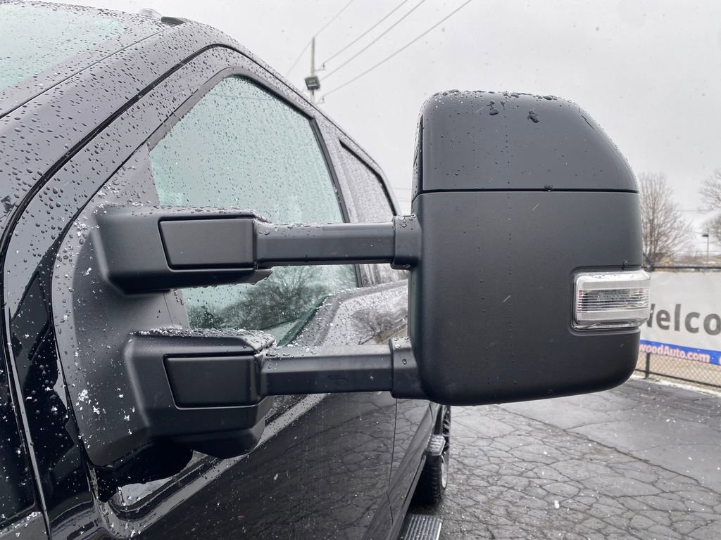 Used 2025 Ford F250 Platinum image 10