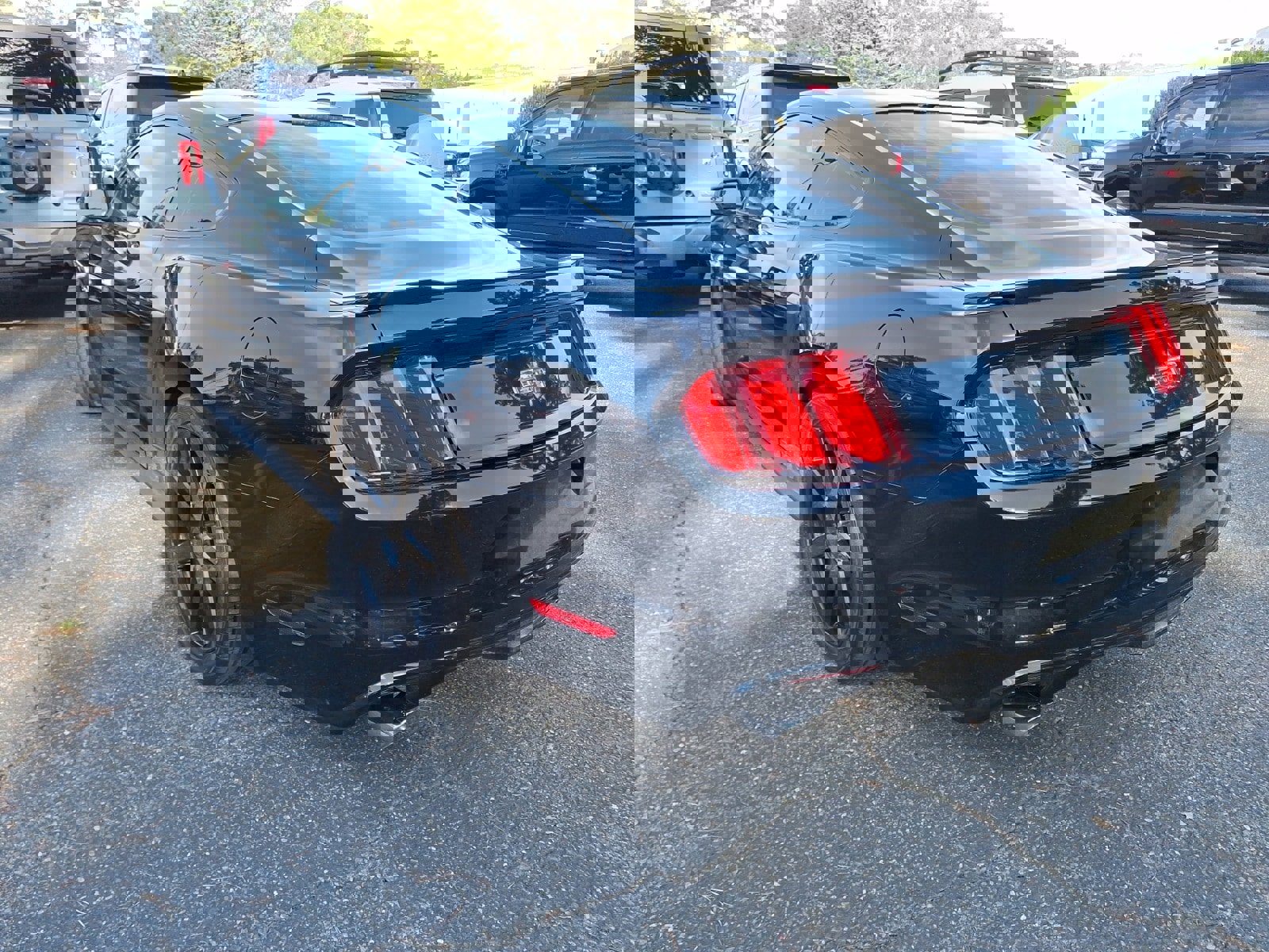 Used 2017 Ford Mustang GT image 4