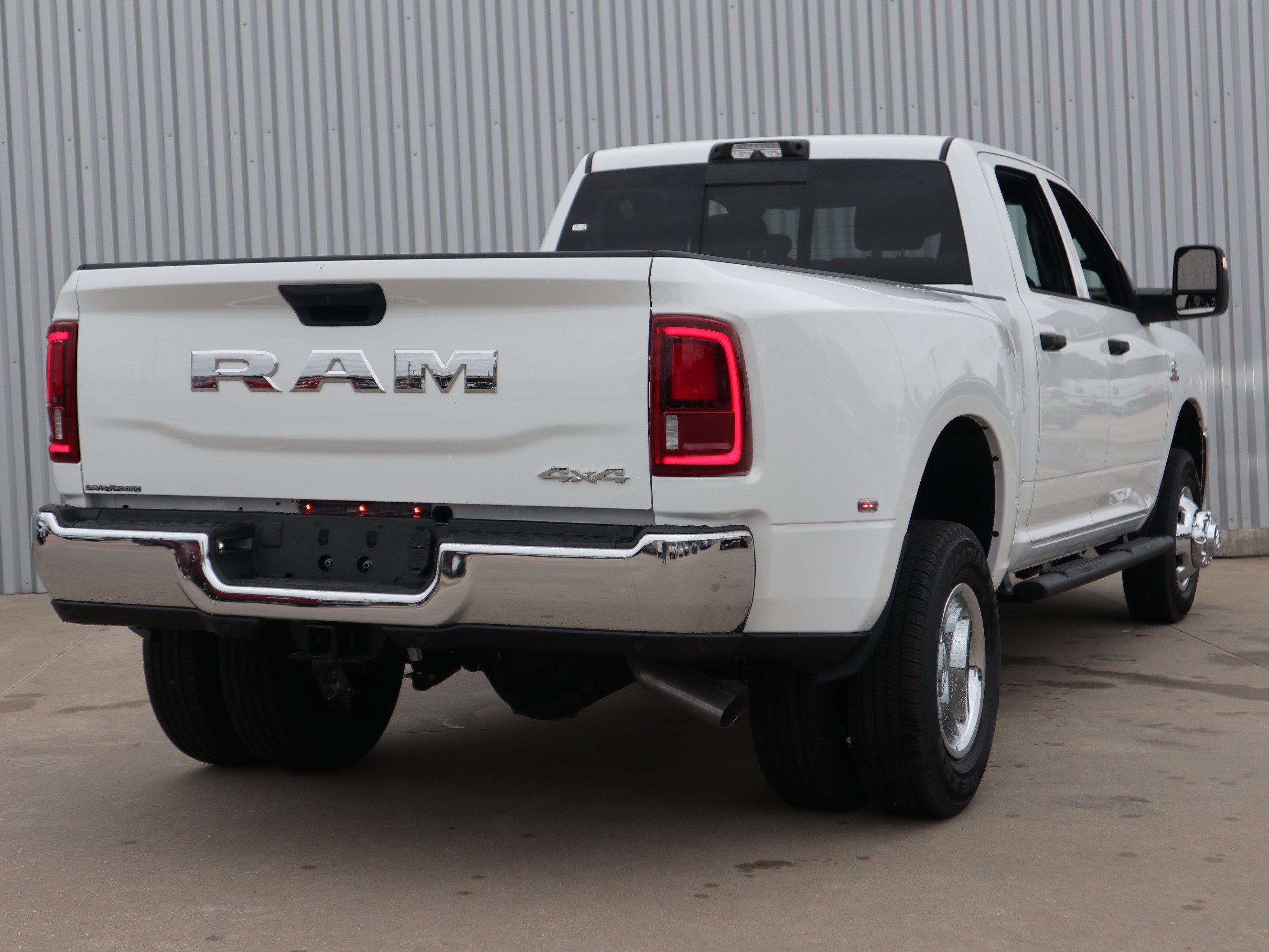 New 2026 RAM 3500 Tradesman AWD/4WD image 6
