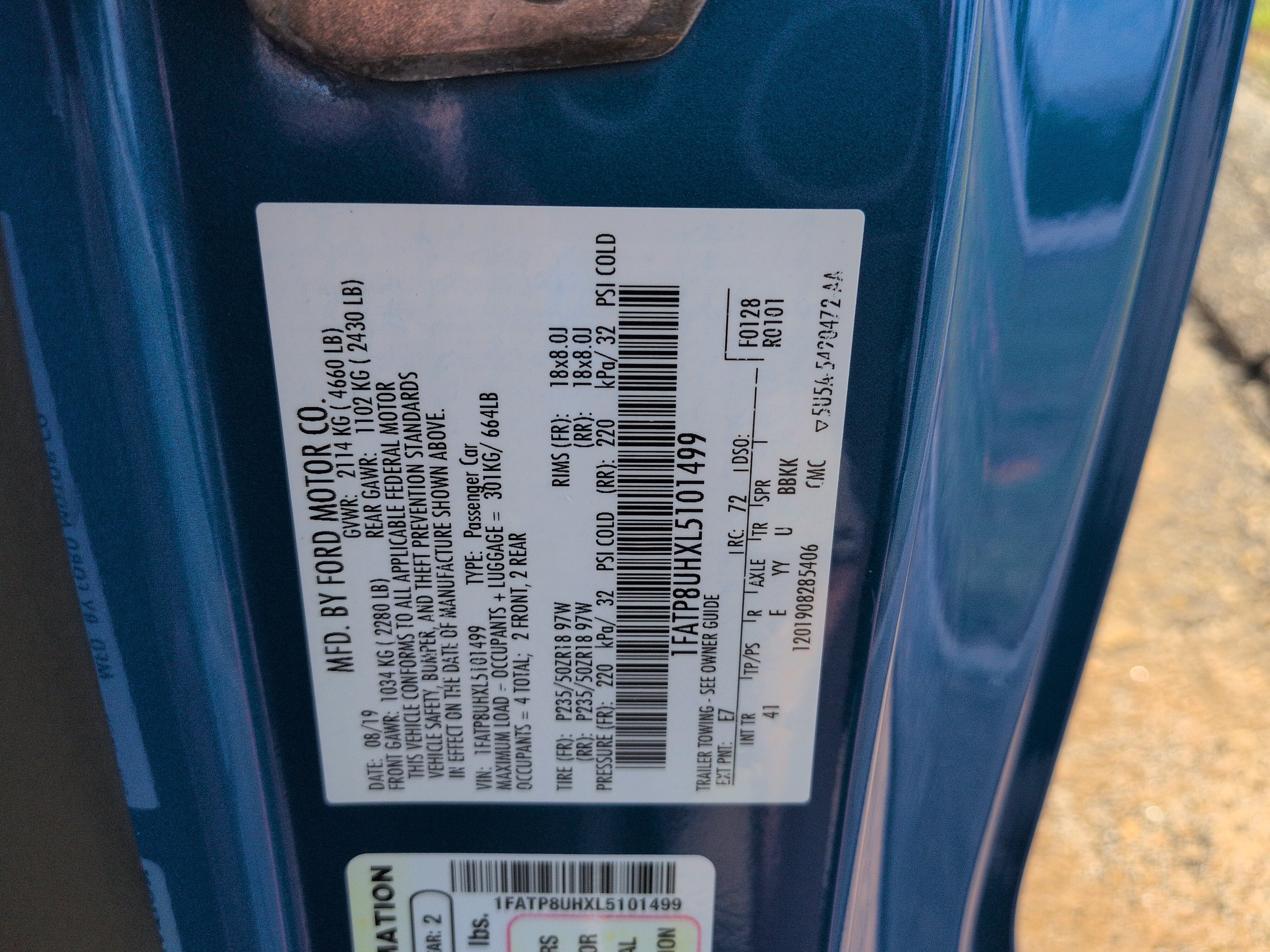 Certified 2020 Ford Mustang Premium RWD image 26