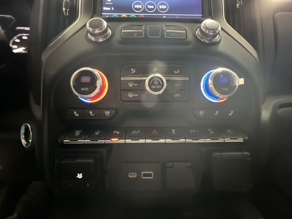 Certified 2023 GMC Sierra 3500 Denali w/ Denali Ultimate Package image 11