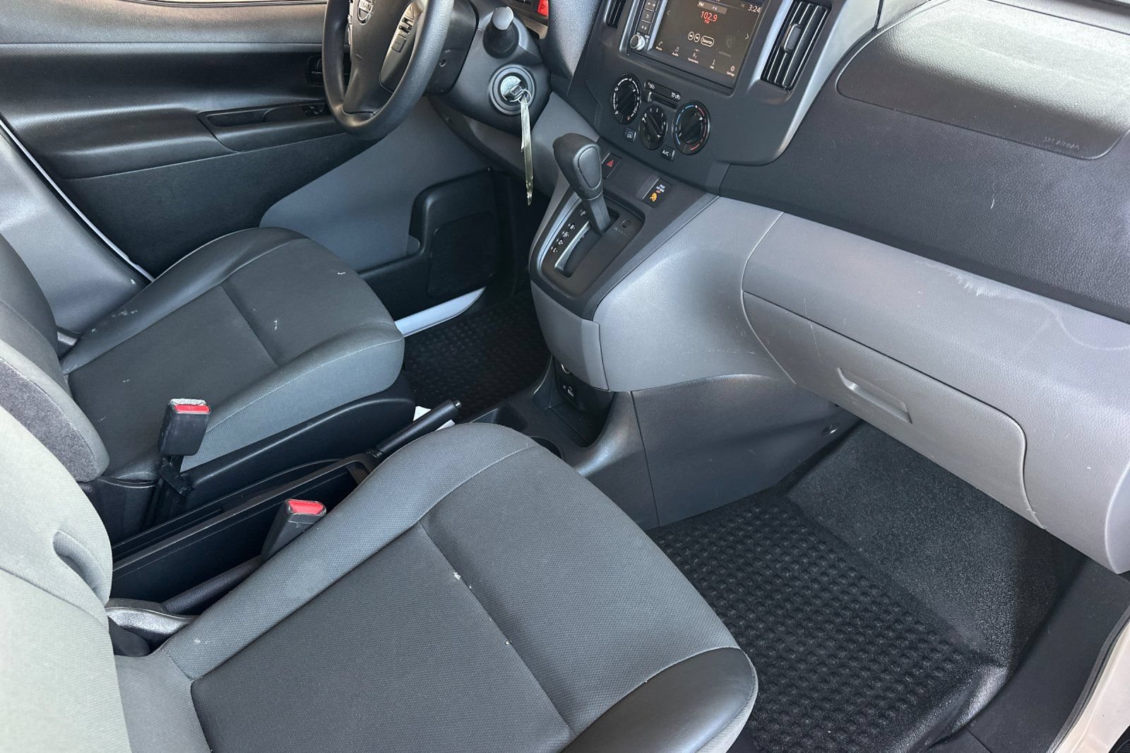 Used 2020 Nissan NV200 SV FWD image 15