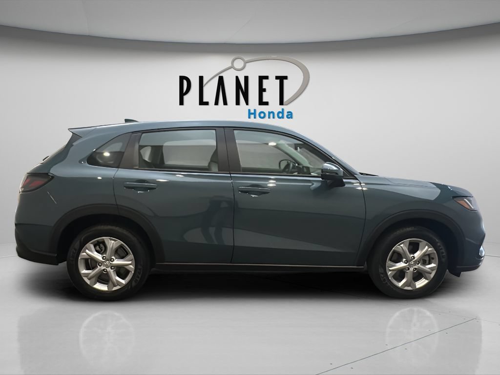 Certified 2024 Honda HR-V LX image 3
