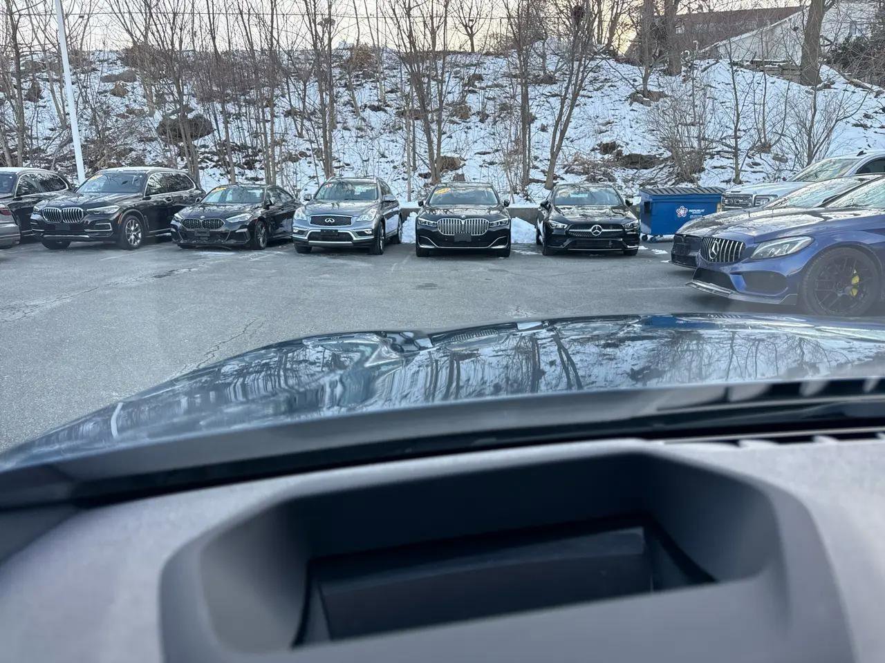 Used 2023 BMW 530e xDrive w/ Premium Package image 52