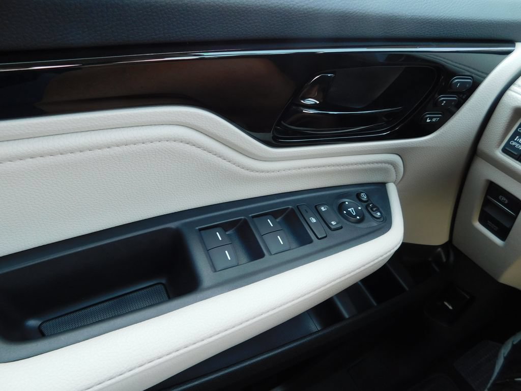 New 2027 Honda Odyssey Elite image 38