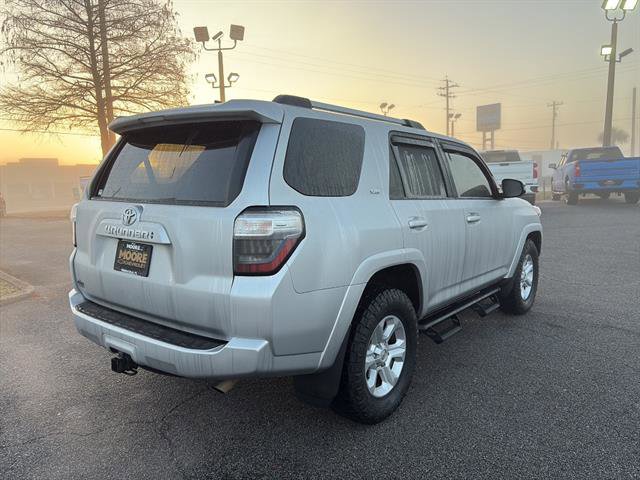 Used 2022 Toyota 4Runner SR5 Premium w/ Moonroof Package RWD image 7