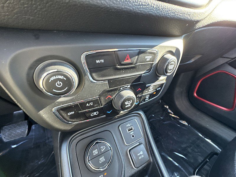 Used 2019 Jeep Compass Trailhawk image 27