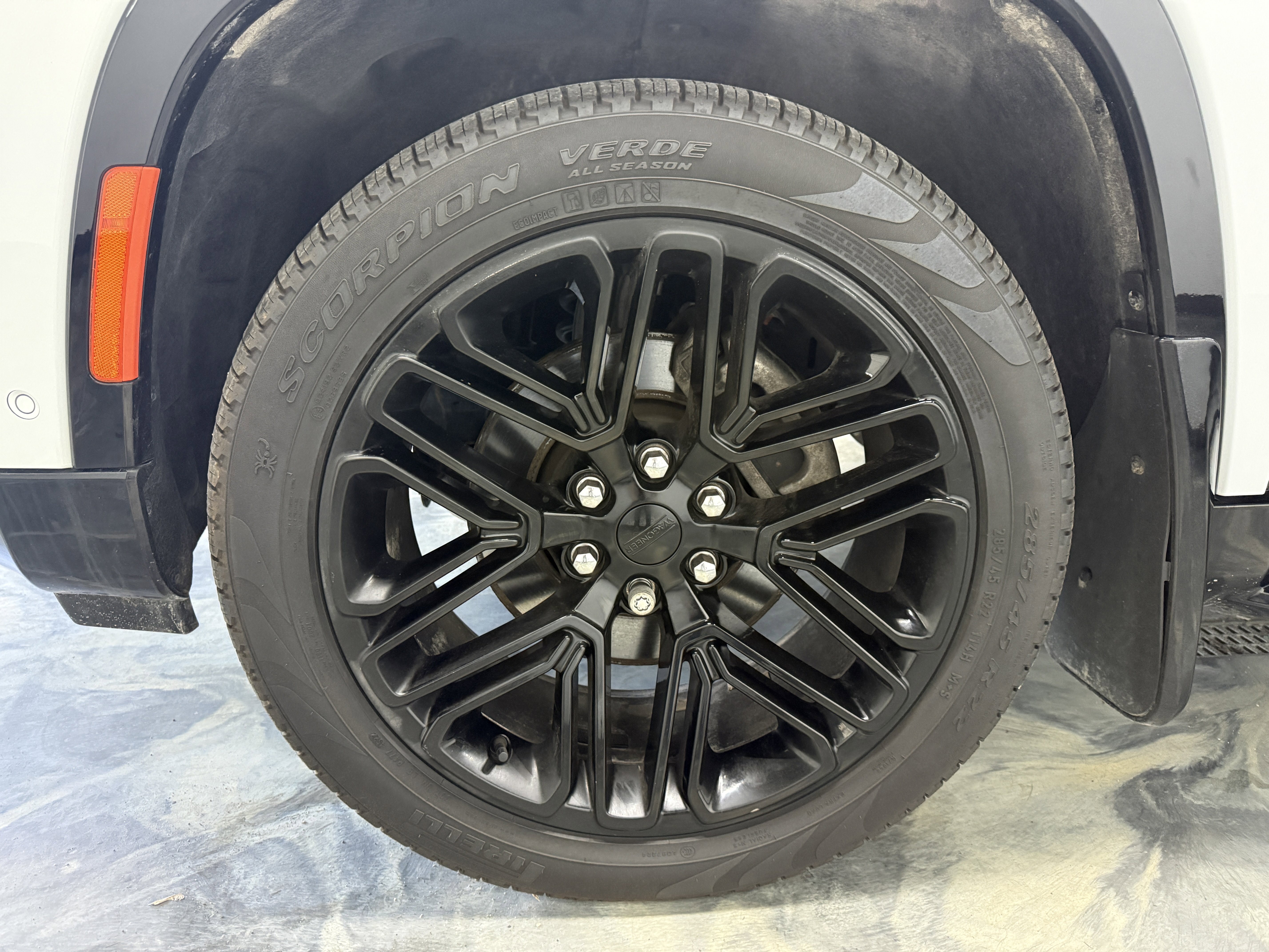 Used 2023 Jeep Wagoneer Series II image 25