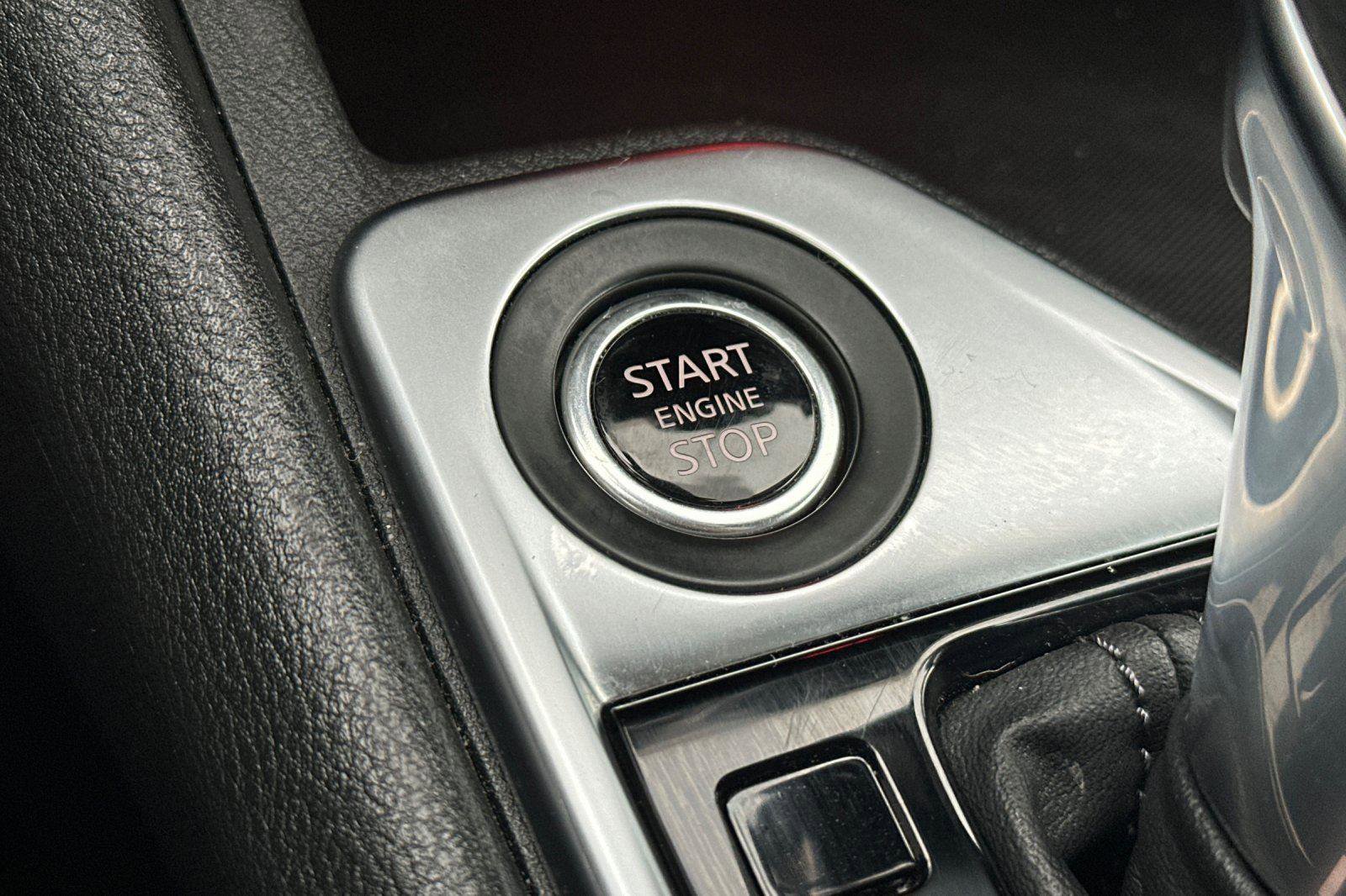 Used 2024 Nissan Sentra SV image 20