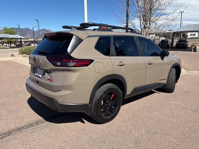 Certified 2025 Nissan Rogue SV AWD/4WD image 9