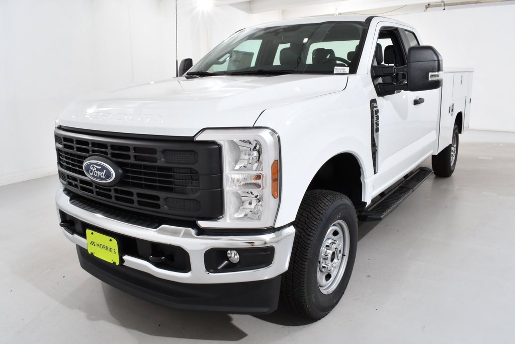 New 2025 Ford F350 XL w/ XL Chrome Package image 2