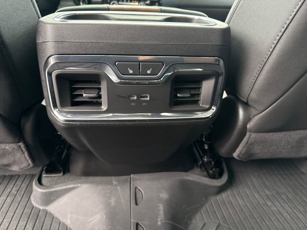 Used 2025 Chevrolet Silverado 1500 High Country w/ High Country Premium Package image 33
