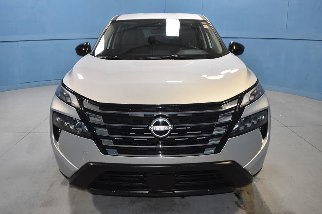 Certified 2025 Nissan Rogue S image 19