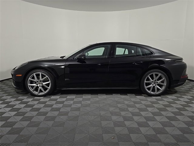Certified 2025 Porsche Panamera 4 image 2