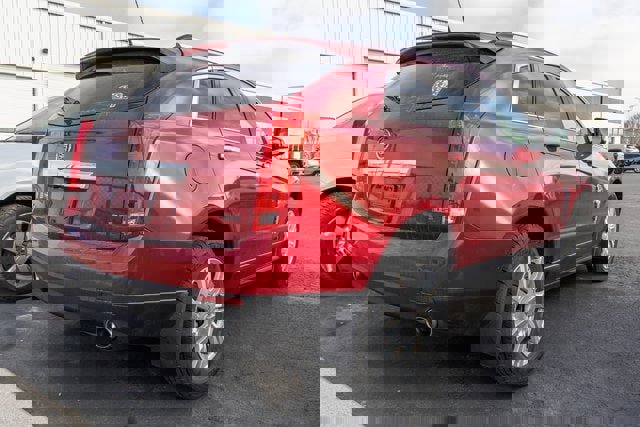 Used 2012 Cadillac SRX Luxury image 2