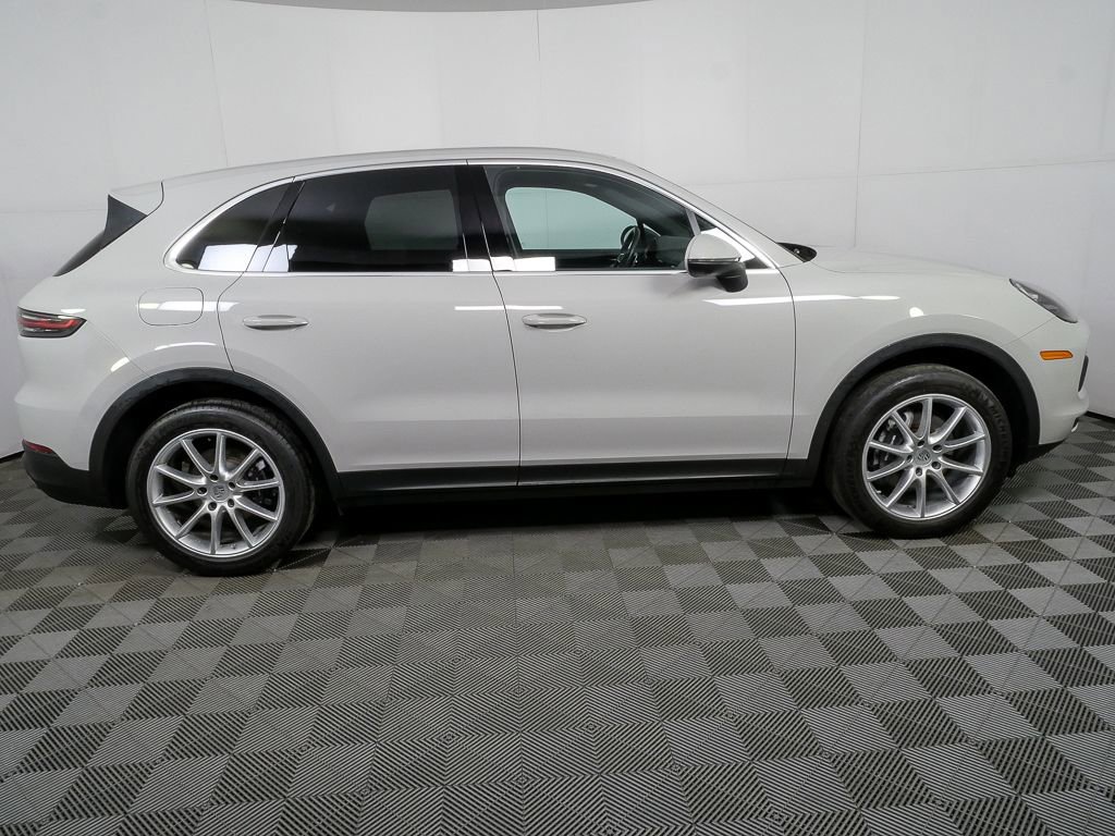Used 2020 Porsche Cayenne image 3
