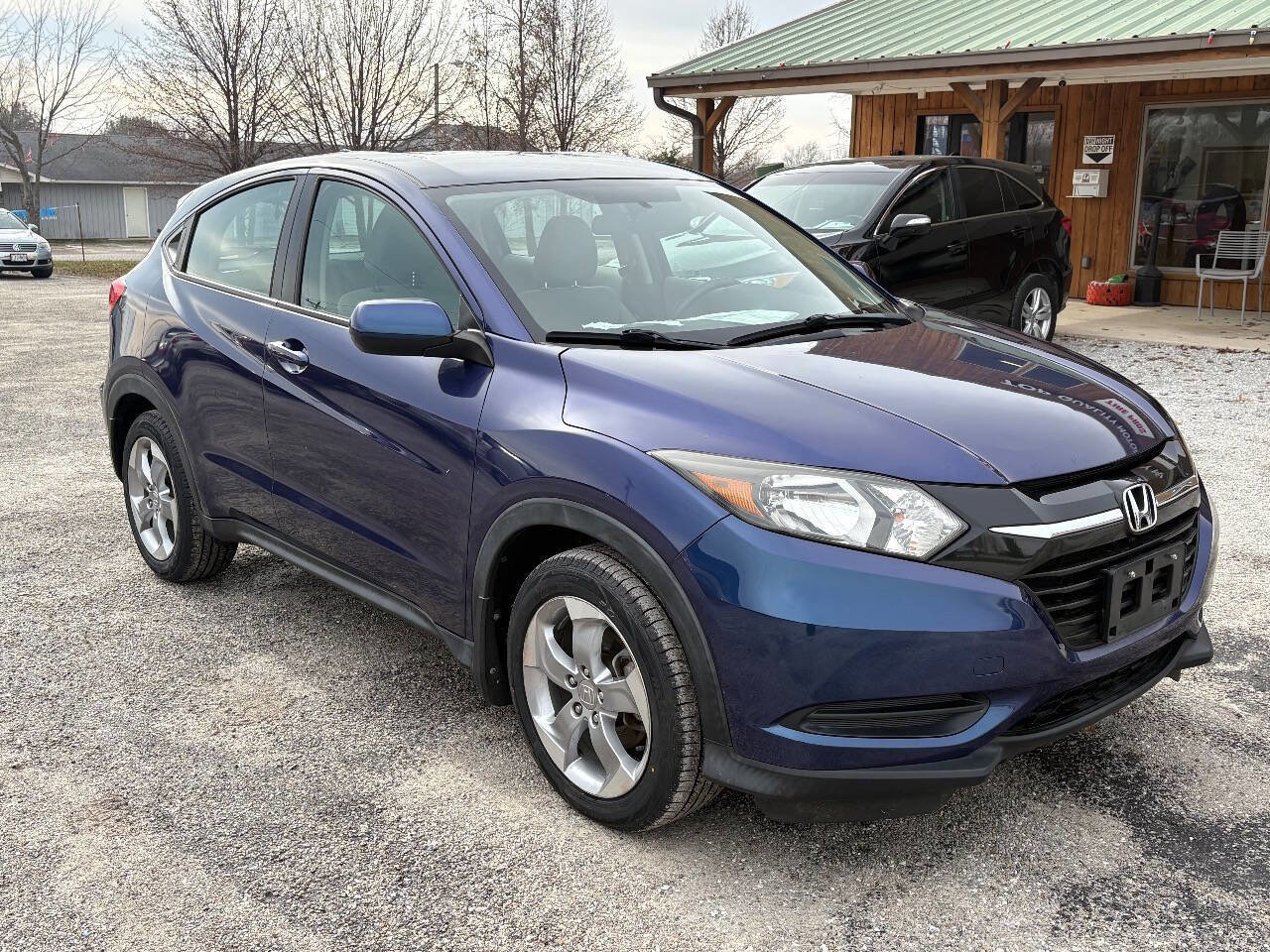 Used 2017 Honda HR-V LX image 5