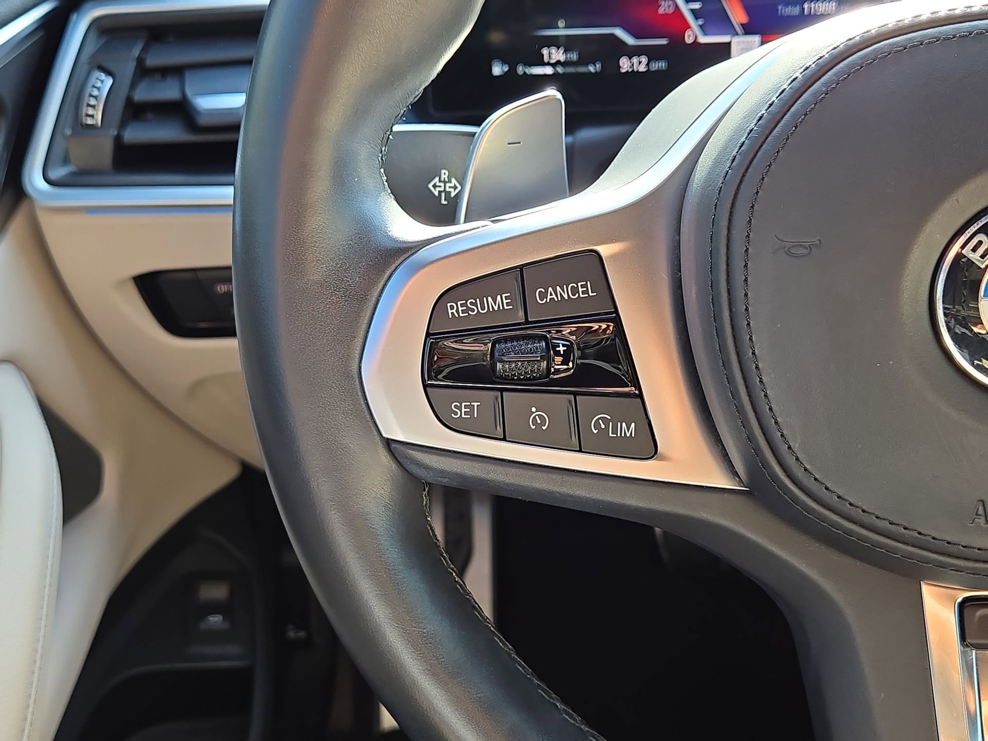 Used 2024 BMW 440i xDrive Convertible w/ Premium Package image 21