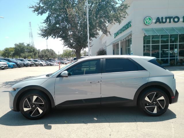 Used 2025 Hyundai Ioniq 5 SE RWD image 12