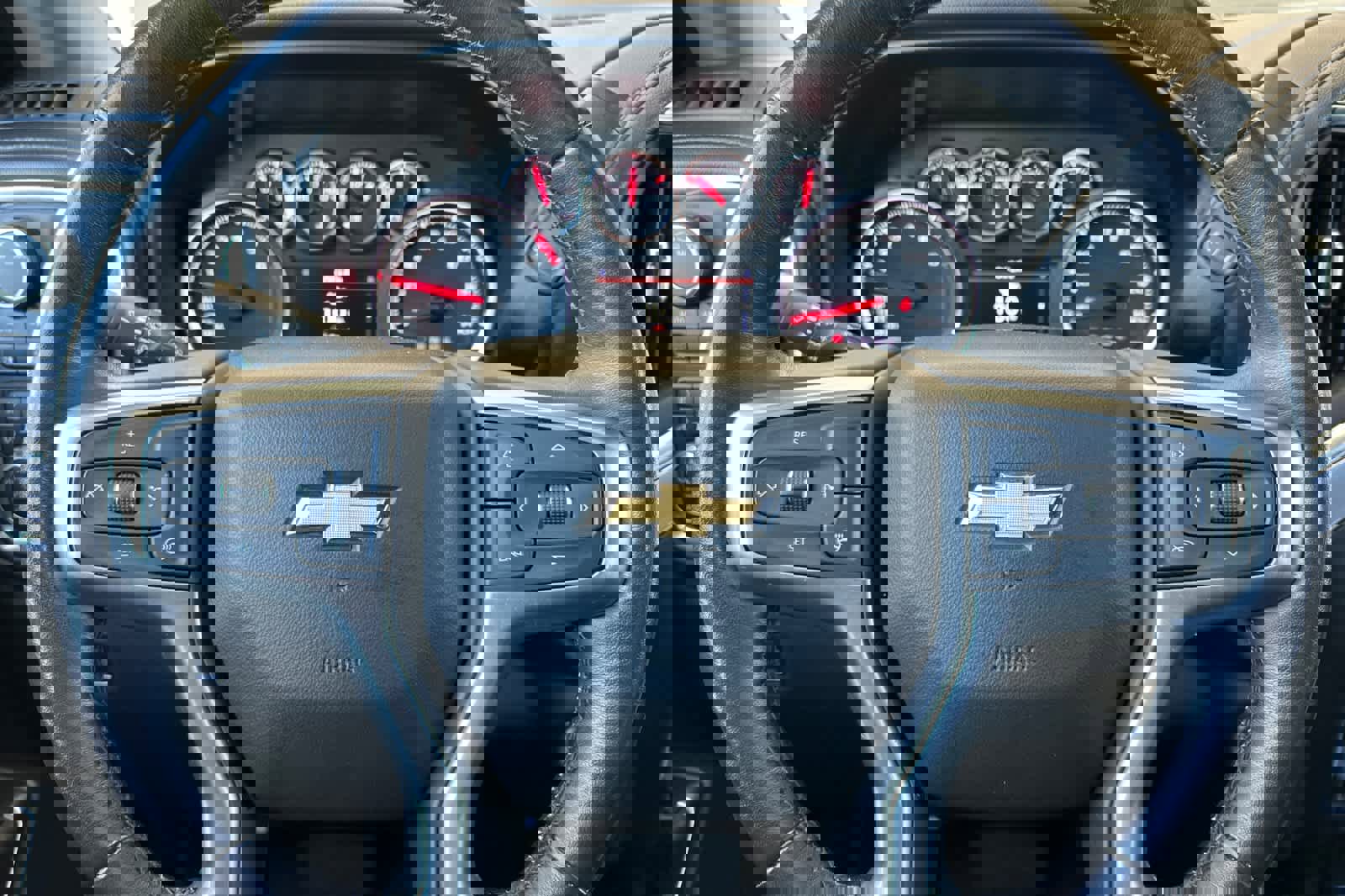 Used 2021 Chevrolet Silverado 1500 LTZ image 24