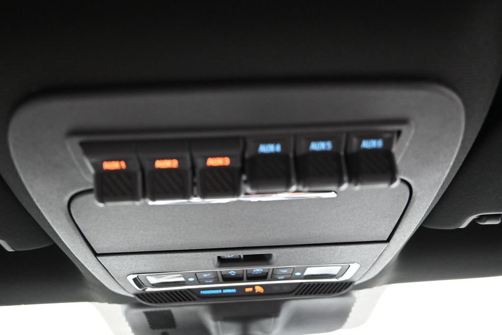 Used 2024 Ford F250 Platinum AWD/4WD image 43