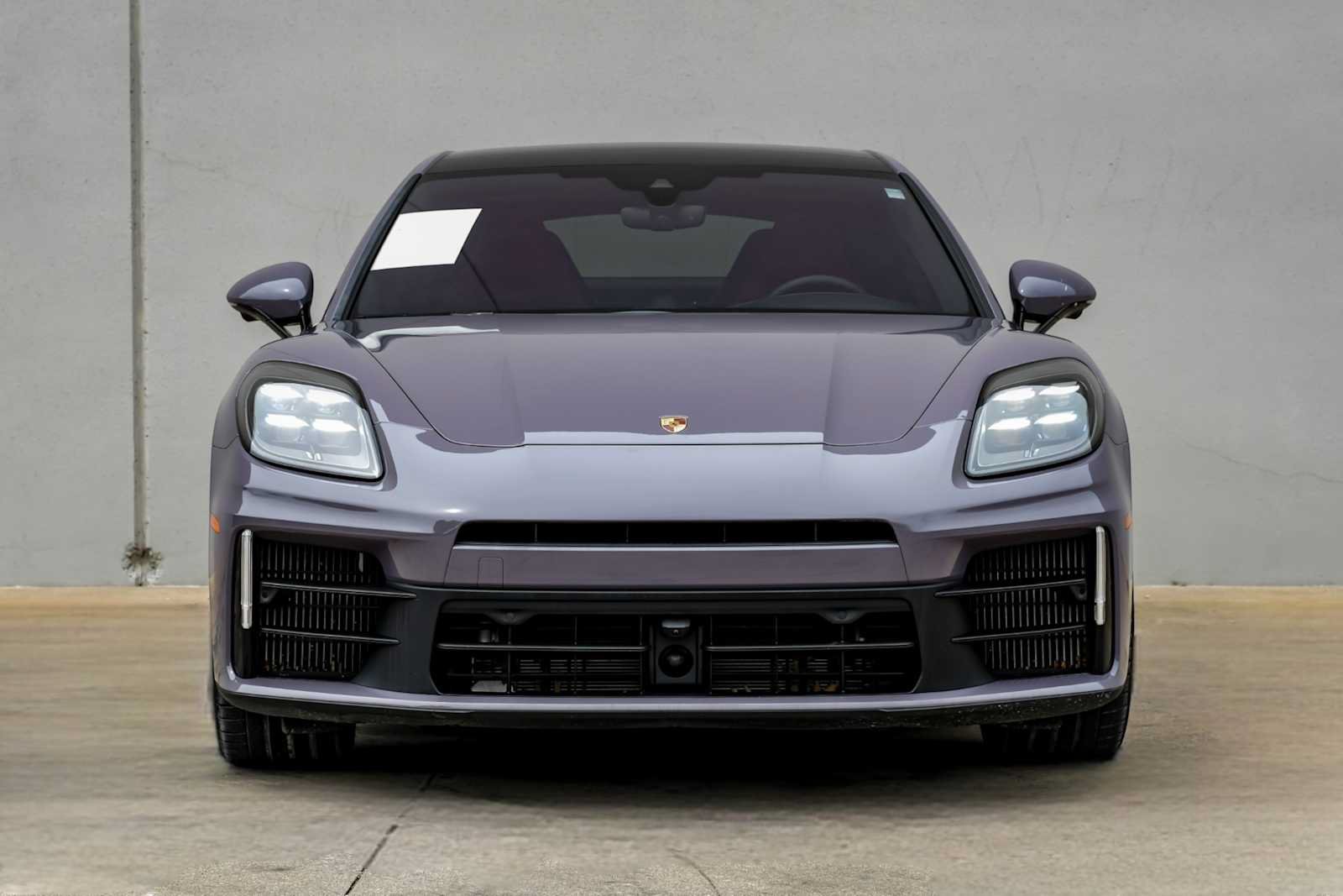 Used 2024 Porsche Panamera RWD image 6