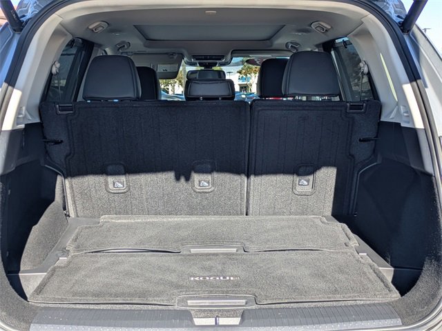 Used 2023 Nissan Rogue SL w/ SL Premium Package image 19