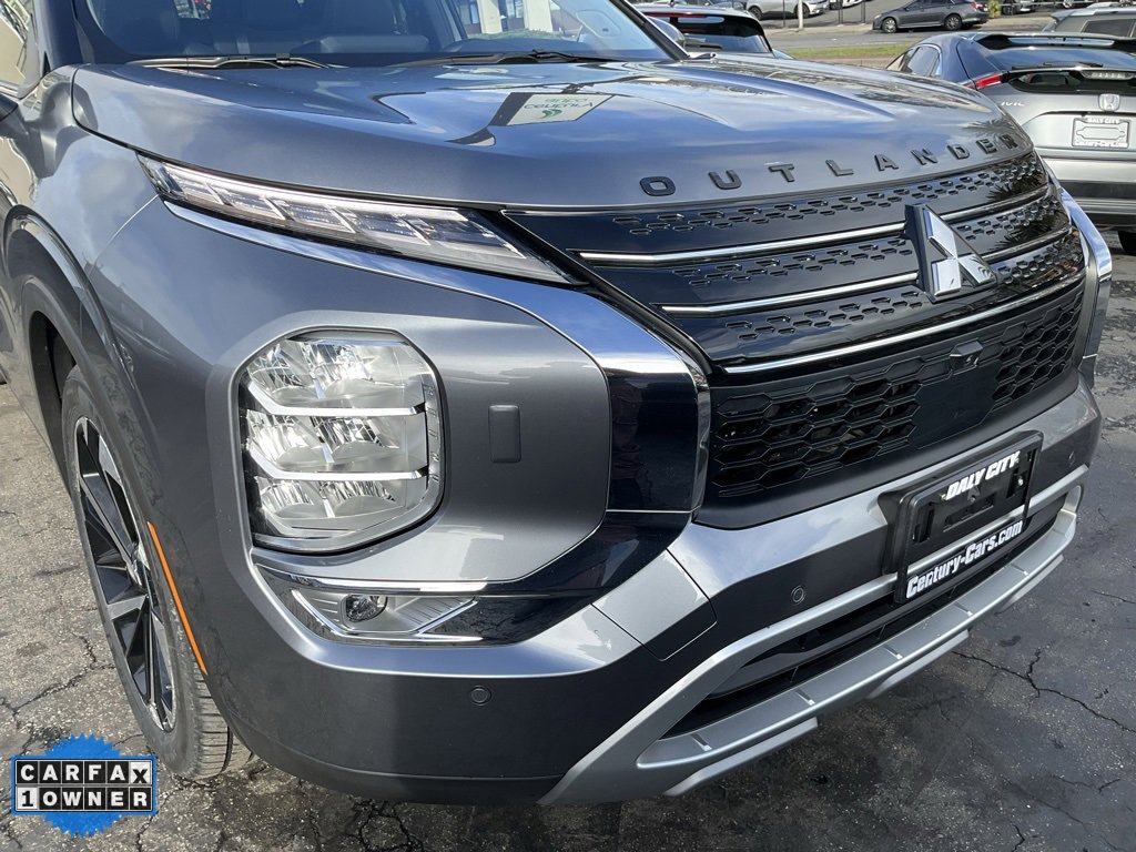 Used 2023 Mitsubishi Outlander SE image 81